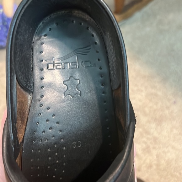 Dansko shoes, brown rubbed leather, like new, good tread, women’s size 38. - Picture 6 of 8